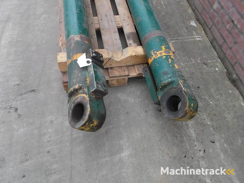 Hyundai R290LC hefcilinders