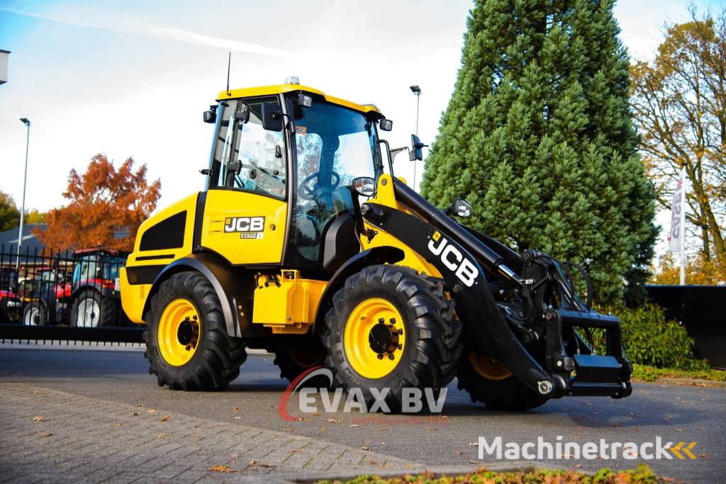 JCB 409