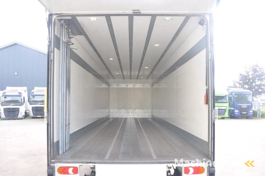 Mercedes-Benz Antos 1833 4X2 2019 BAK 9.5m DHOLLANDIA