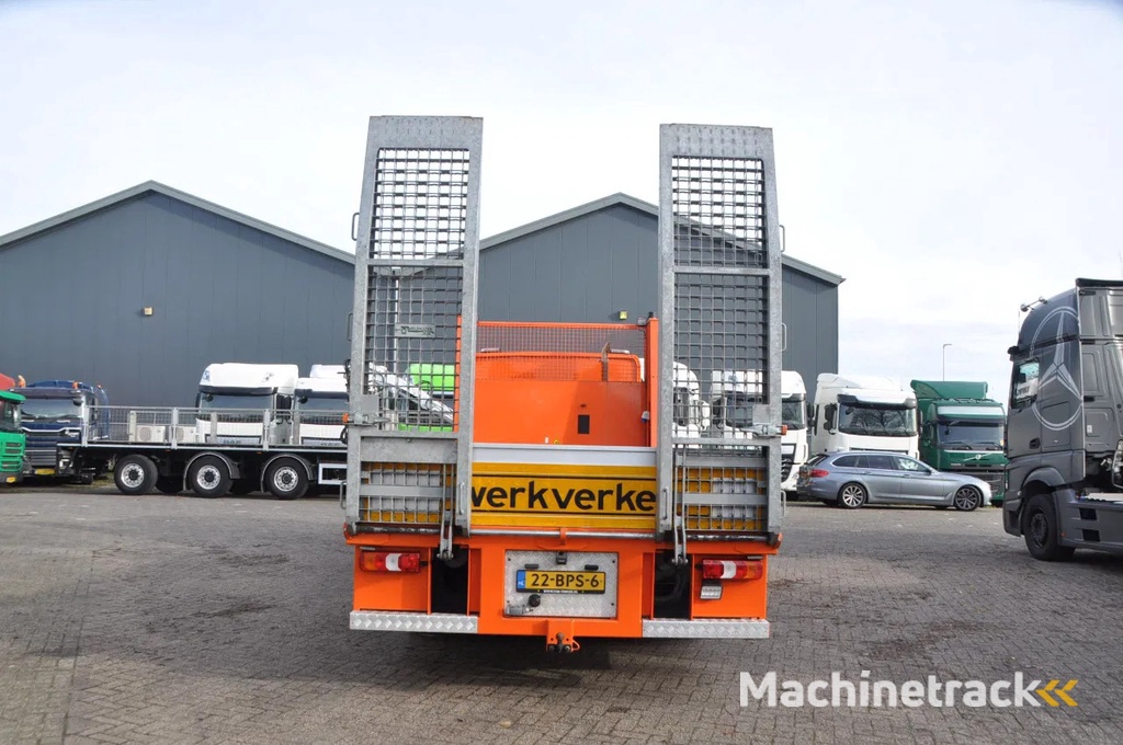 Mercedes-Benz Econic 1827 E6 2020 TRANSPORTER 62.489km