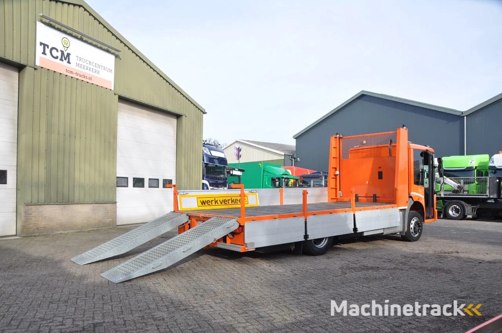 Mercedes-Benz Econic 1827 E6 2020 TRANSPORTER 62.489km