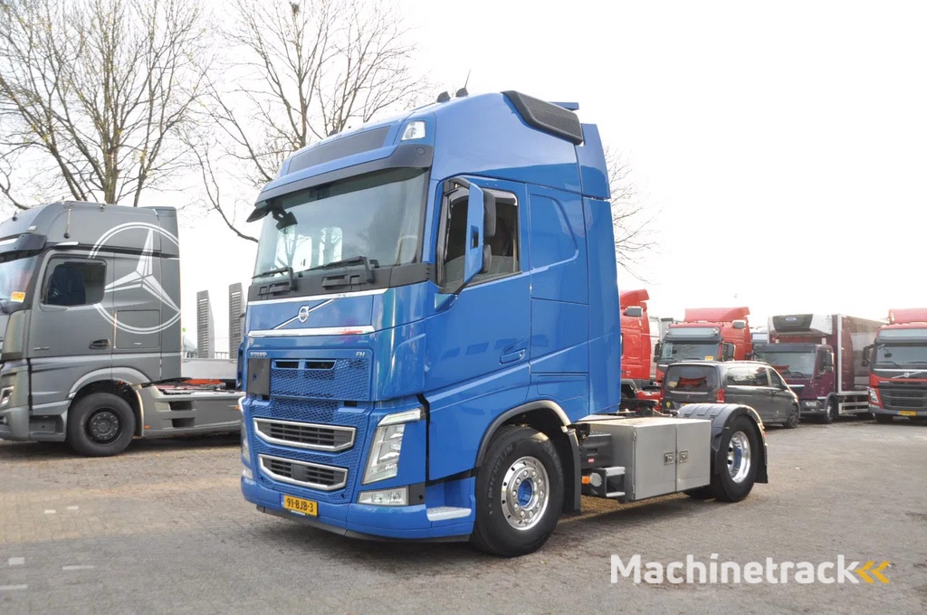 Volvo FH 420 4X2 ADR EX/II FL OX AT PTO+COMPRESSOR iPARKCOOL
