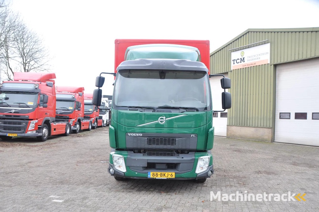 Volvo FL 250 16 Tonner SCHUIFZEIL + GESLOTEN BAK + LAADKLEP