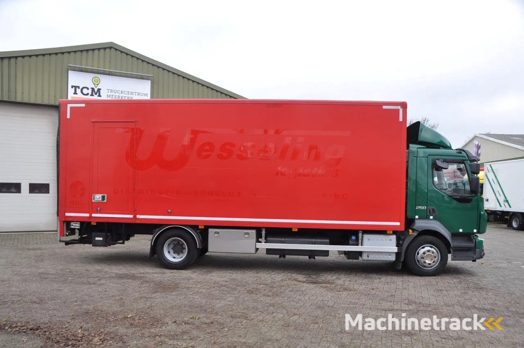 Volvo FL 250 16 Tonner SCHUIFZEIL + GESLOTEN BAK + LAADKLEP