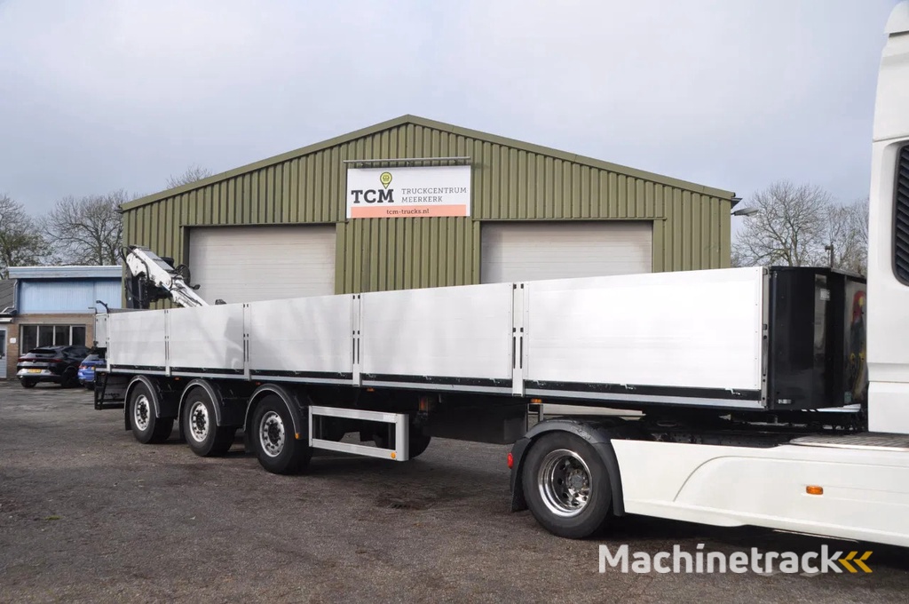 KWB + JKB 12R KRAAN + ROTATOR + ALU BORDEN