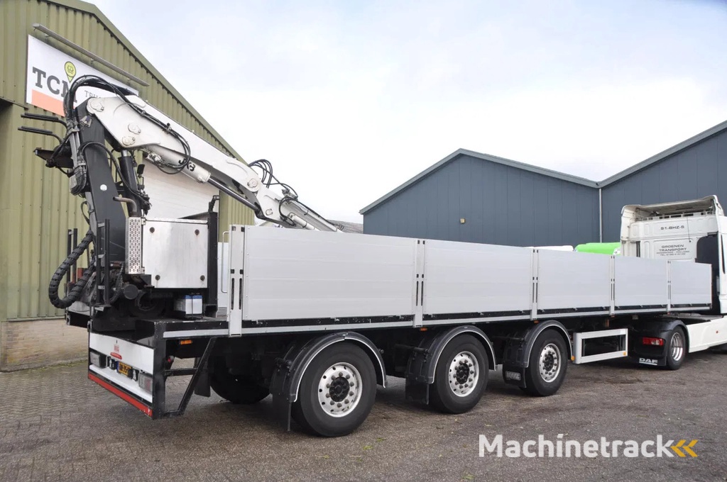 KWB + JKB 12R KRAAN + ROTATOR + ALU BORDEN