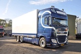 Minituur van DAF XF 530 SSC 6X2 2022 + 2011 DRACO FRIGO - BLOEMEN COMBI