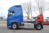 Miniaturansicht von Volvo FH 420 4X2 ADR EX/II FL OX AT PTO+COMPRESSOR iPARKCOOL