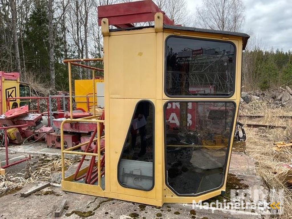 Kroll K250 12 ton Tower Crane