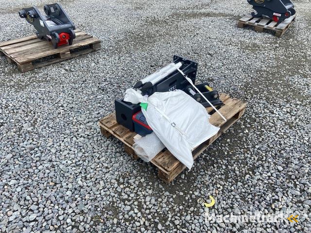 Strickland Q/C Hydraulic Breaker - Fits Hitachi ZX33 (Unused)