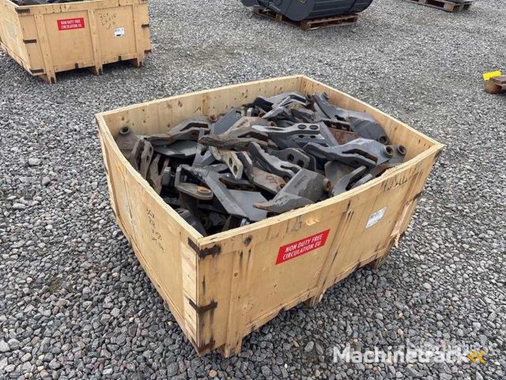 Strickland of Strickland Bucket Teeth (Unused)