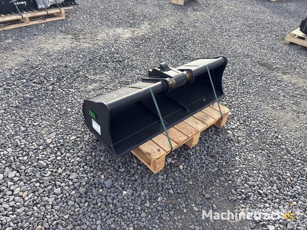 Haener HGL2120M-B-1 1200 mm Q/C Cleanup Excavator