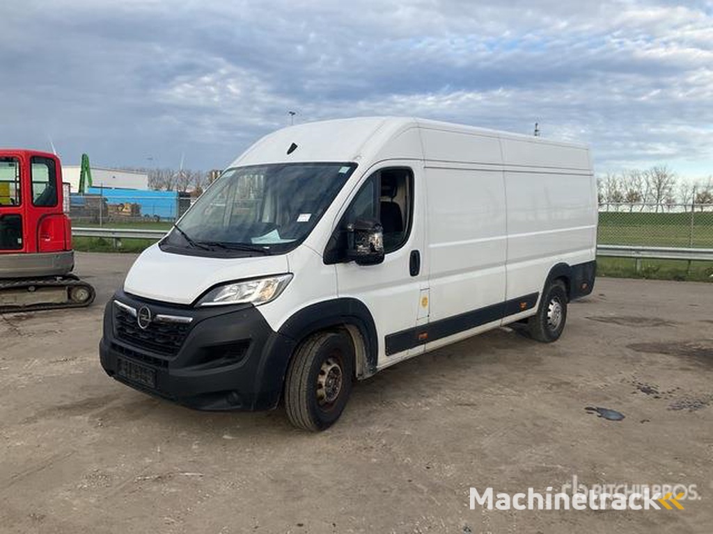 Opel Movano 2.2 103 KW KA L4H2 2 Passenger Van