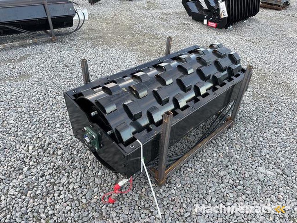 GIYI CW59 1500 mm Skid Steer Compactor Wheel (Unus