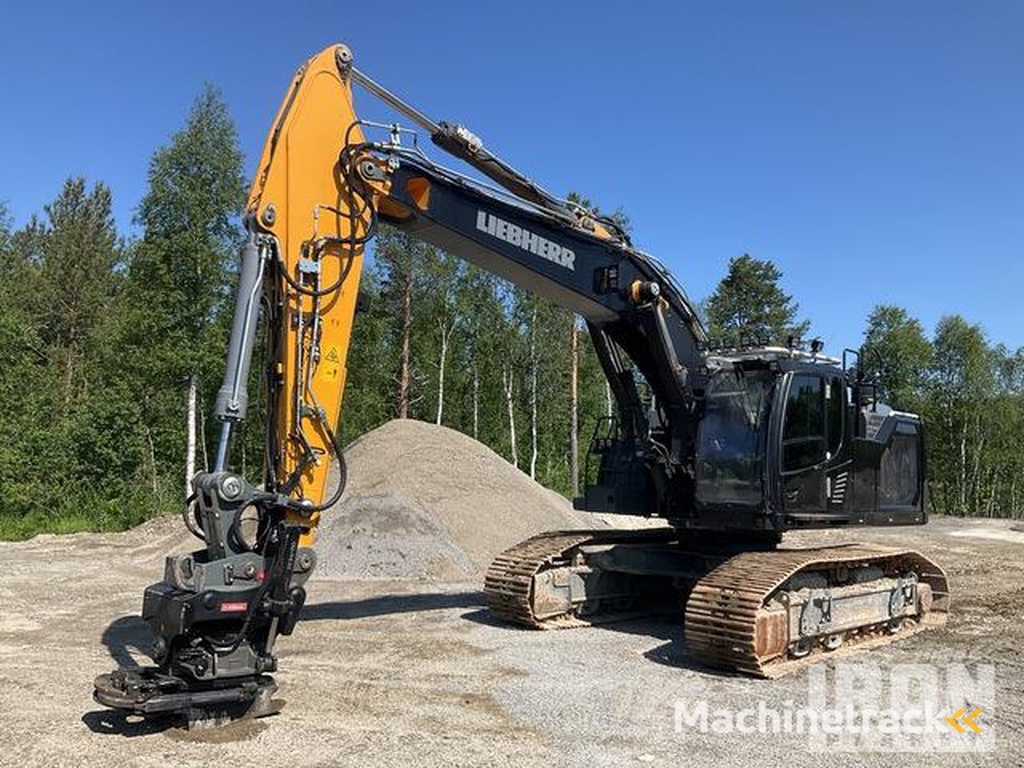 Liebherr 930LC V Tracked Excavator