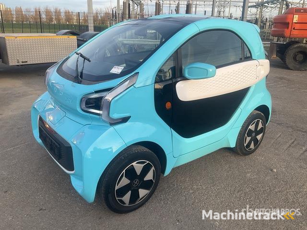 XEV Yoyo Electric Automobile