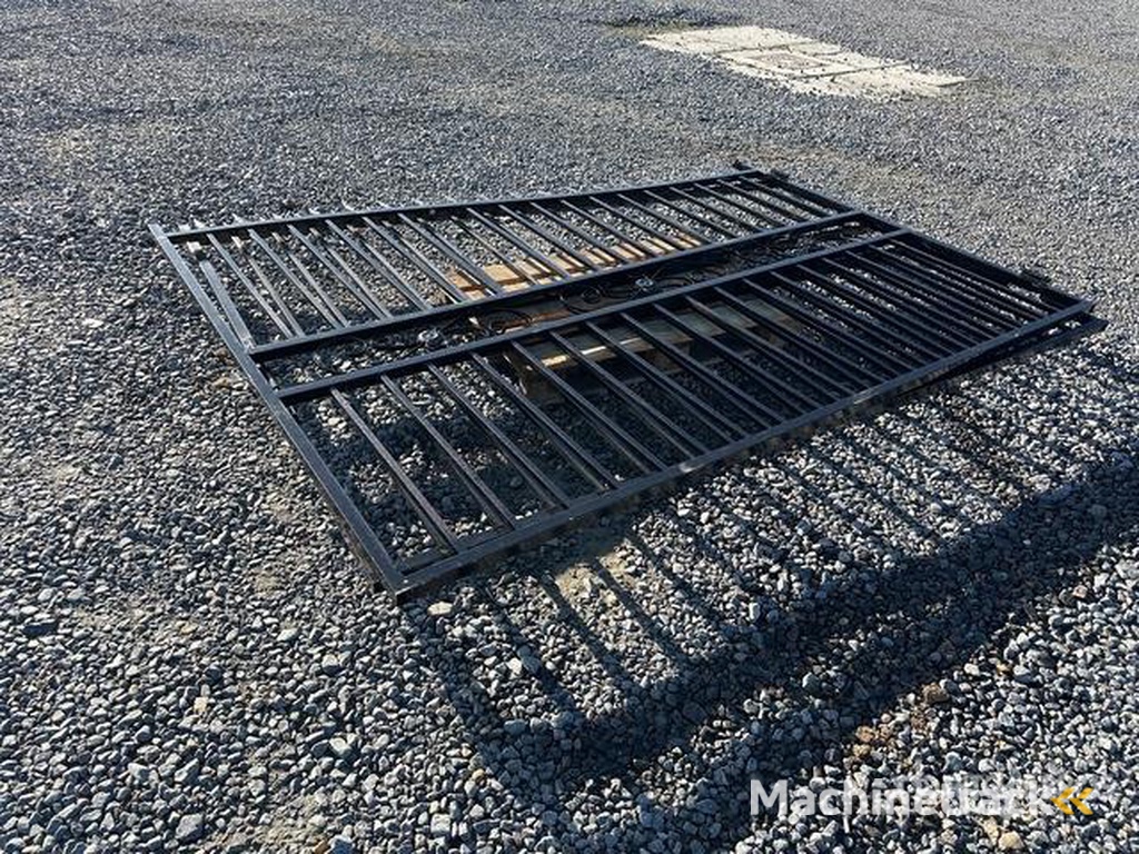 SKLP SK-T20X 20FT. BI-PARTING WROUGHT IRON GATE Do