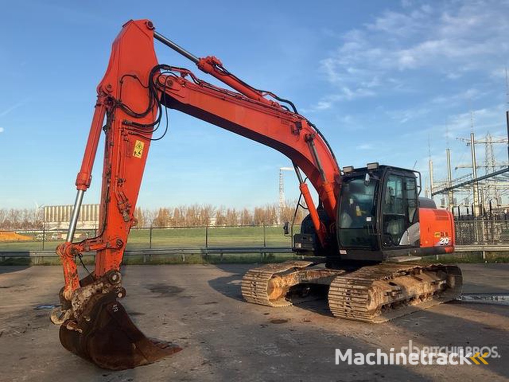 Hitachi ZX210LC-6 Tracked Excavator