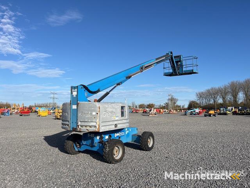 Genie S45