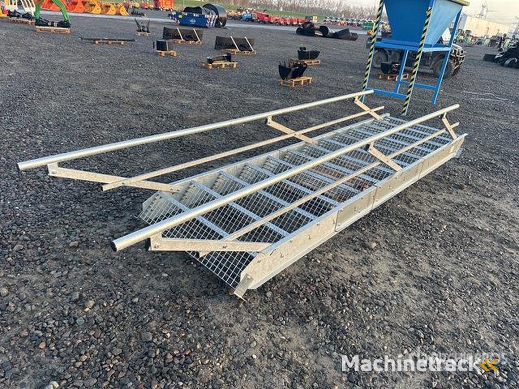 Steel Staircase (Unused)