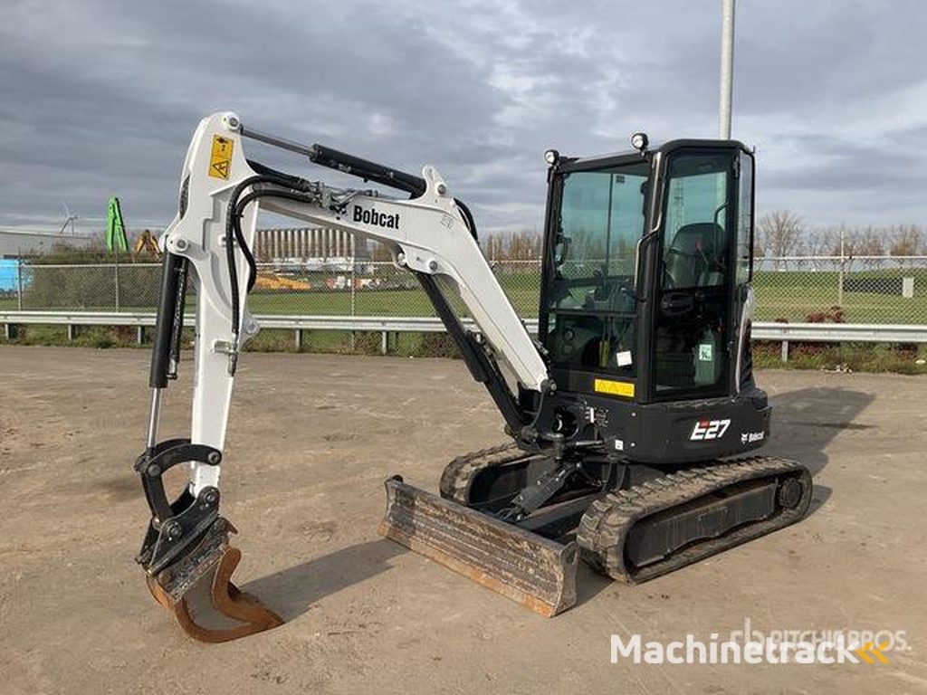 Bobcat E27 Mini Excavator