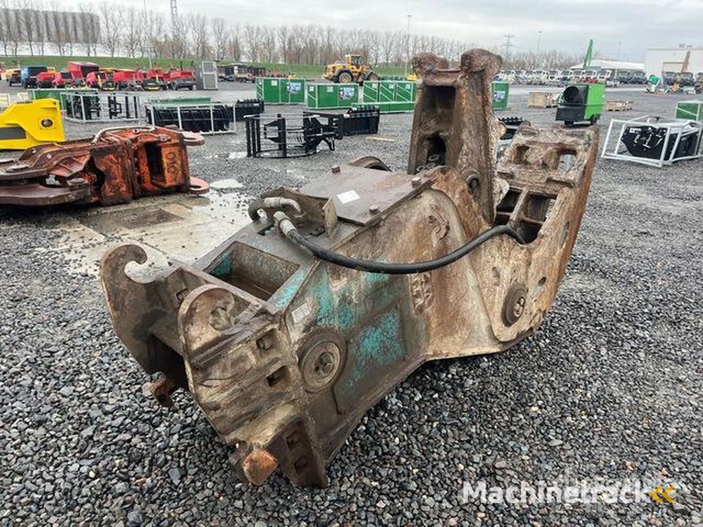 VTN VF22 Concrete Crusher