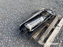 giyi-xj7t-hydraulic-excavator-thumb-unused