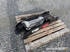 giyi-xj7t-hydraulic-excavator-thumb-unused