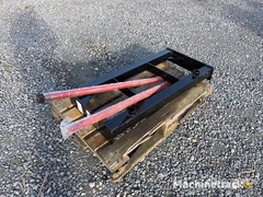 giyi-bf47-skid-steer-bale-fork-unused