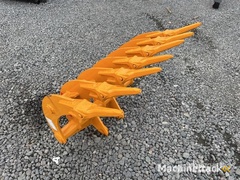 giyi-fit-to-cat-305-teeth-excavator-rake-unused