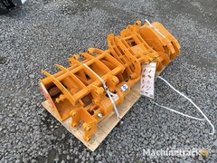 quantity-of-8-giyi-excavator-attachment-unused