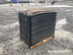 quantity-of-35-connectable-road-plates-details