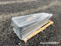 mustang-hm550-hydraulic-breaker