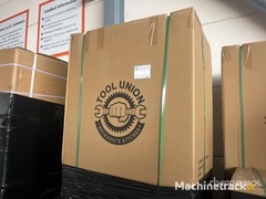 mechanic´s-kitchen-tool-cabinet-unused