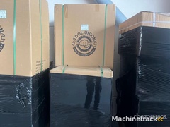 mechanic´s-kitchen-tool-cabinet-unused