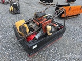 Minituur van Quantity Of Rental Equipment (Inoperable)