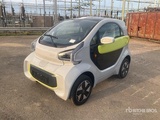 Minituur van XEV Yoyo Sport Electric Automobile