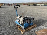 Minituur van Weber of (2) Weber Vibratory Plate Compactor