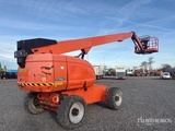 Minituur van JLG 660SJ