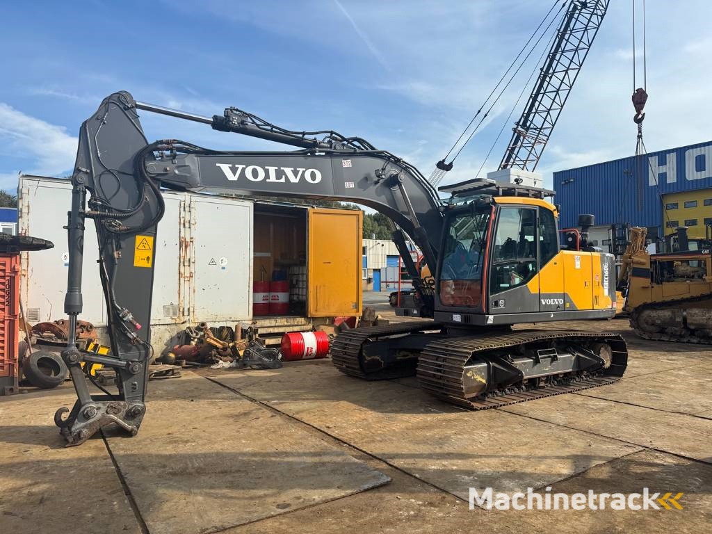 Volvo EC 160 EL ( 3.451 HOURS ORIGINAL )