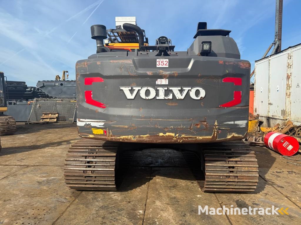 Volvo EC 160 EL ( 3.451 HOURS ORIGINAL )