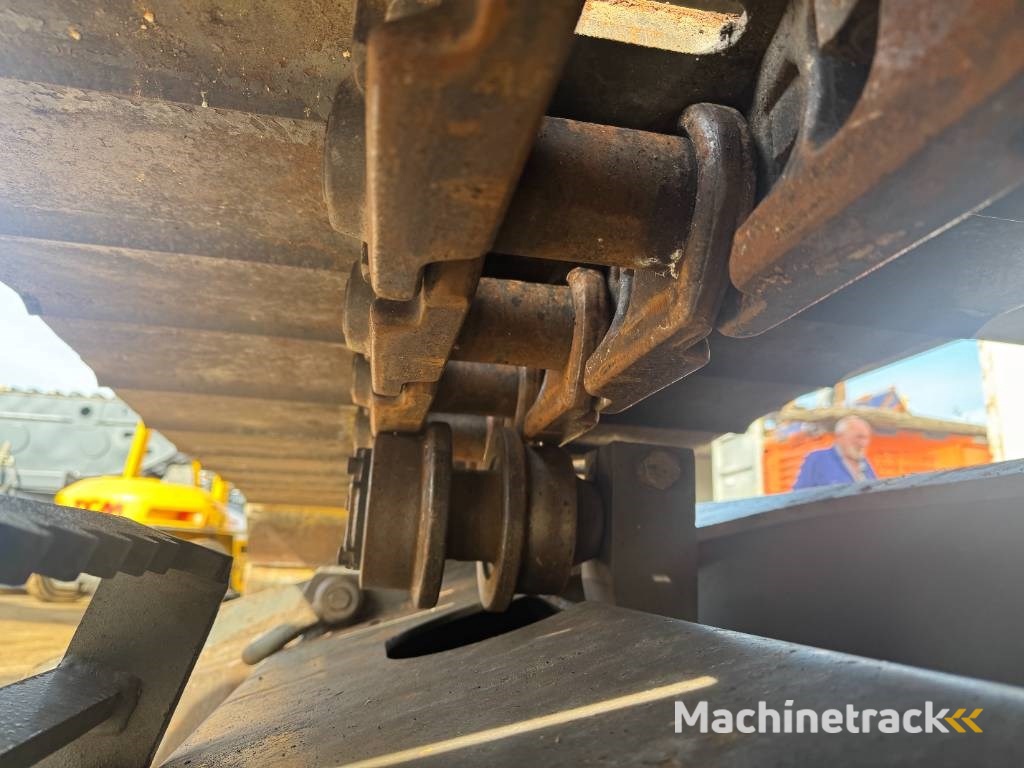 Volvo EC 160 EL ( 3.451 HOURS ORIGINAL )