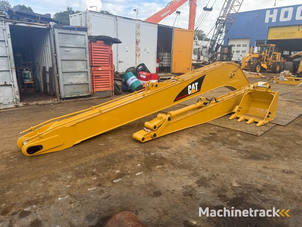 CAT 320 GC LONG REACH BOOM 15M