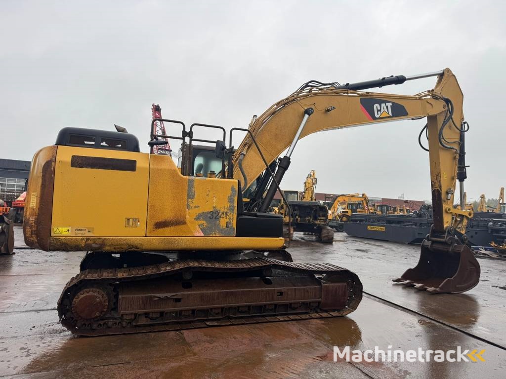 CAT 324 EL