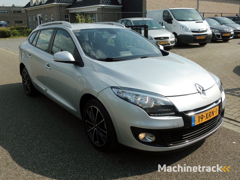Renault Mégane Estate 1.5 DCI EXPRESSION BJ`2012, NAVI, LED, KLIMA !