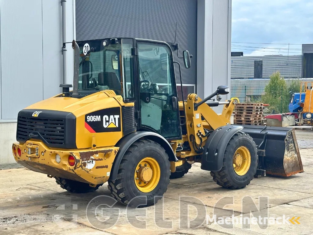 Caterpillar 906M - NEW TYRES