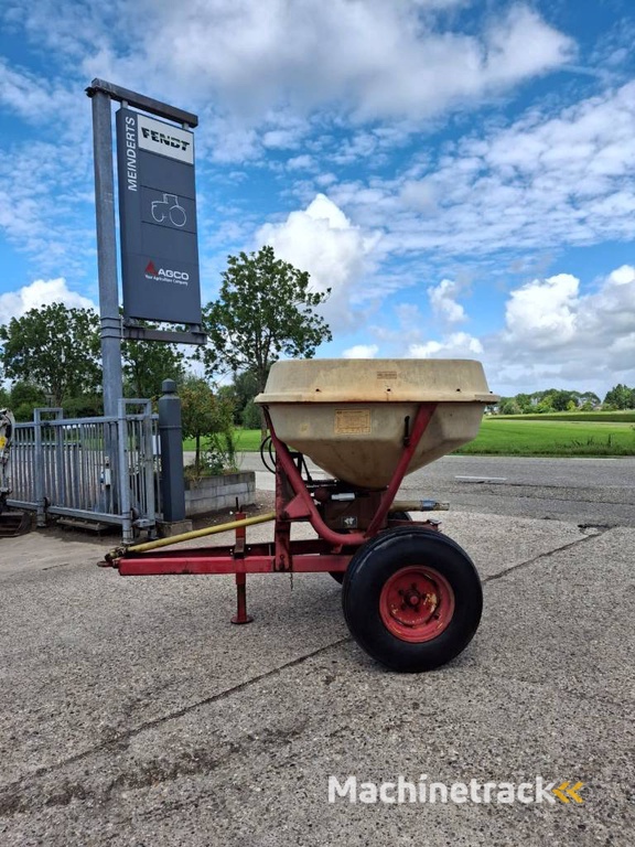 Vicon PS 603 | Pendelstrooier | Op onderstel