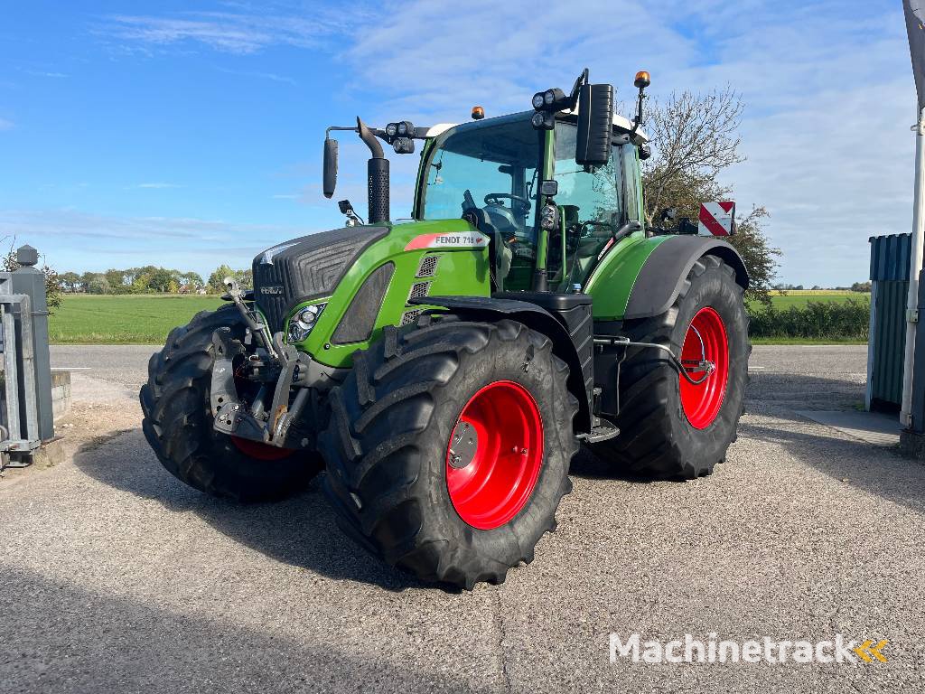Fendt 718 Vario S4 Profi+