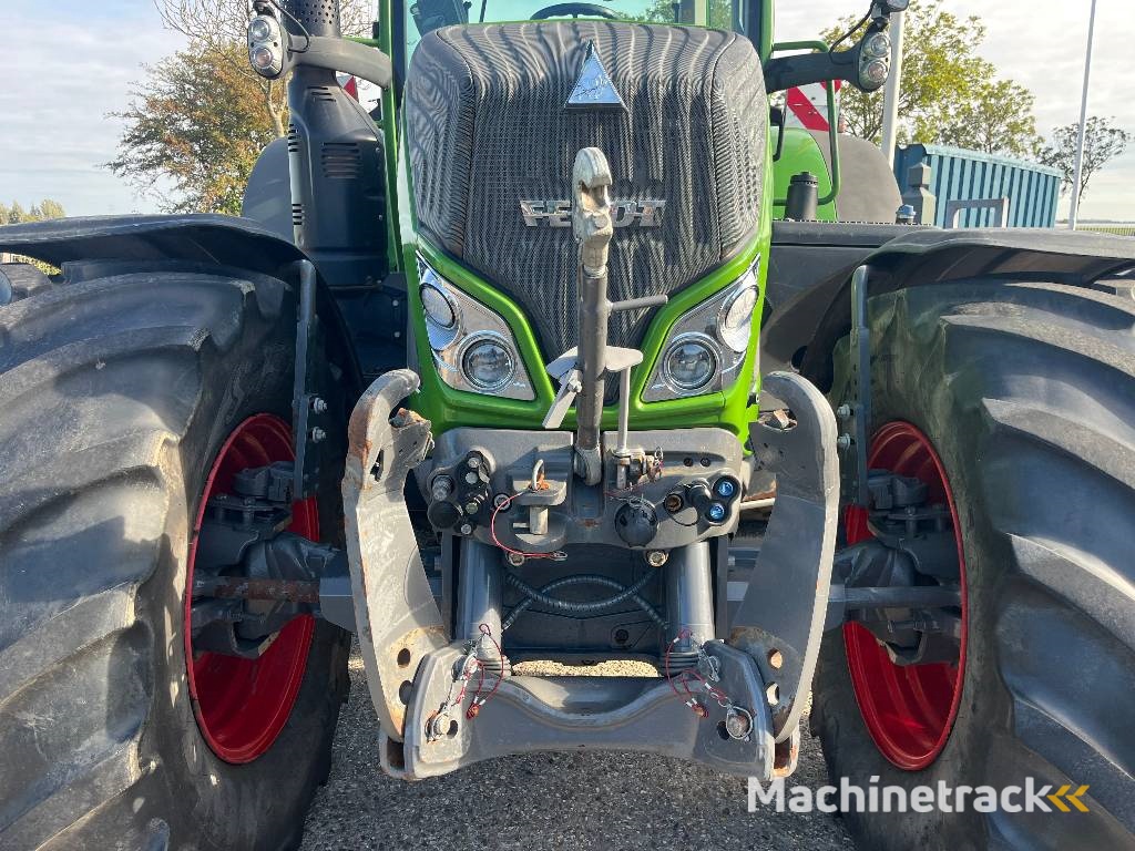 Fendt 718 Vario S4 Profi+