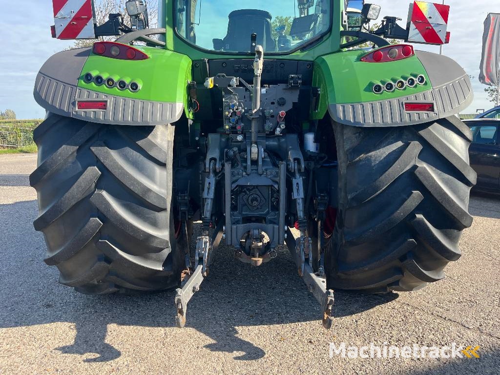 Fendt 718 Vario S4 Profi+